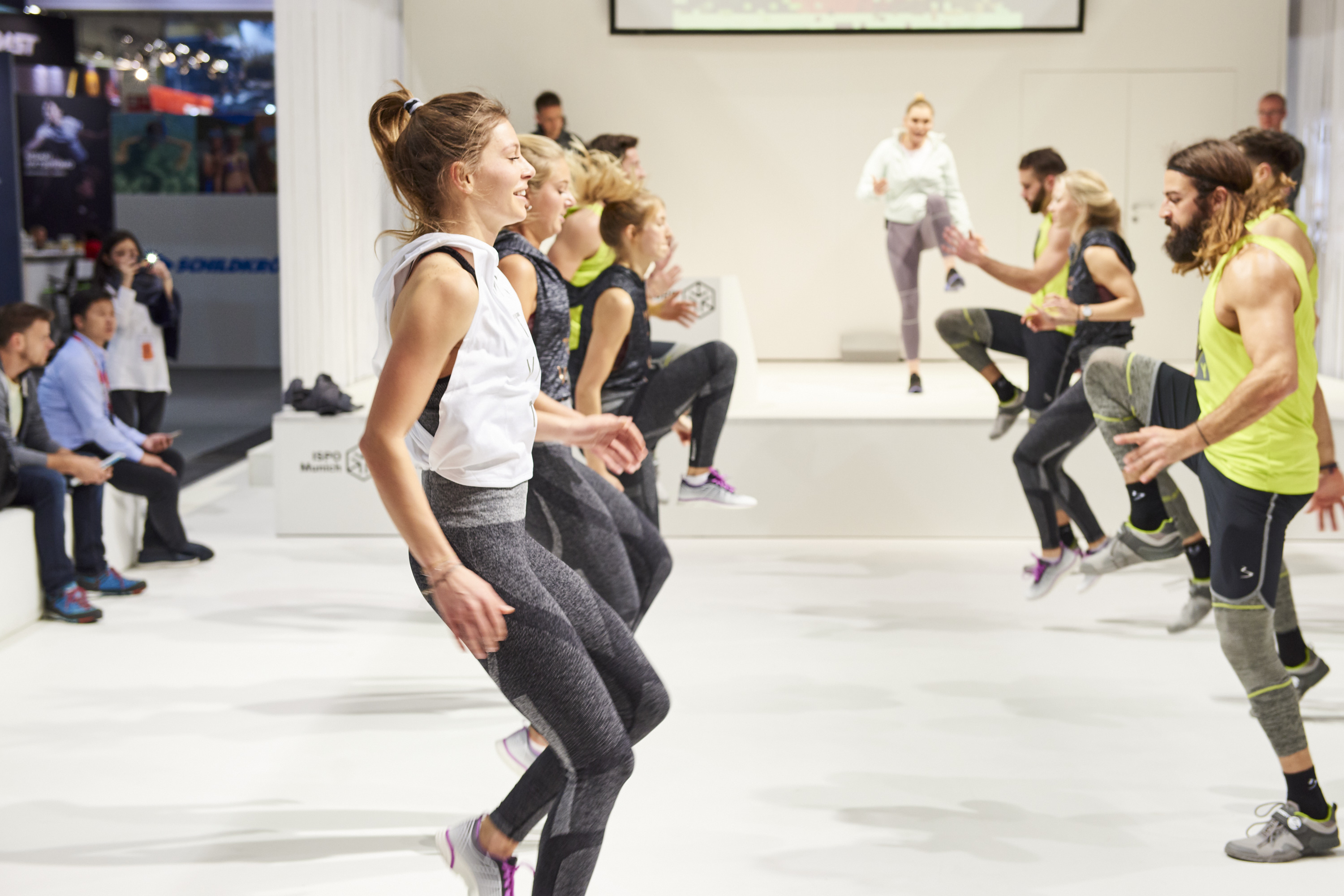 Sportbekleidung Auf Der Messe Ispo Munich