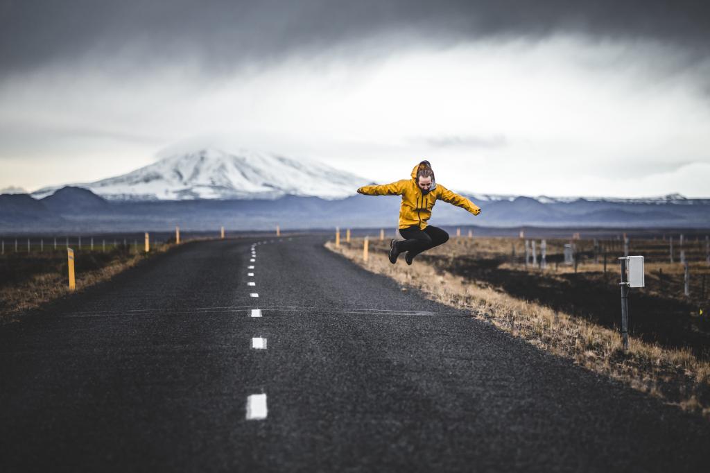 Gorpcore & Mountaincore: The new ultimate outdoor trends explained