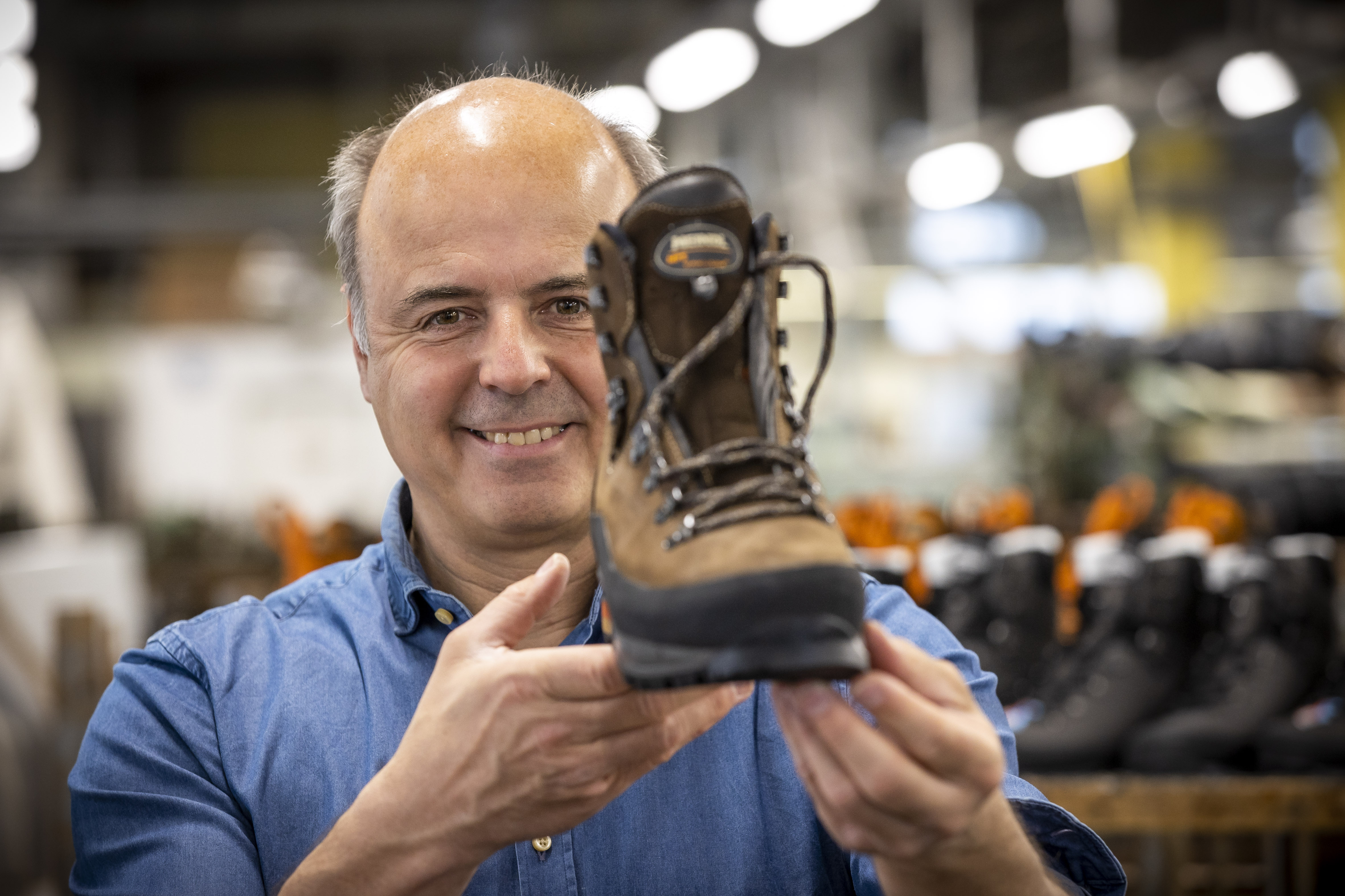 Dental Premonición En el piso Desafíos de un director general: Lukas Meindl, del especialista en botas de montaña  Meindl