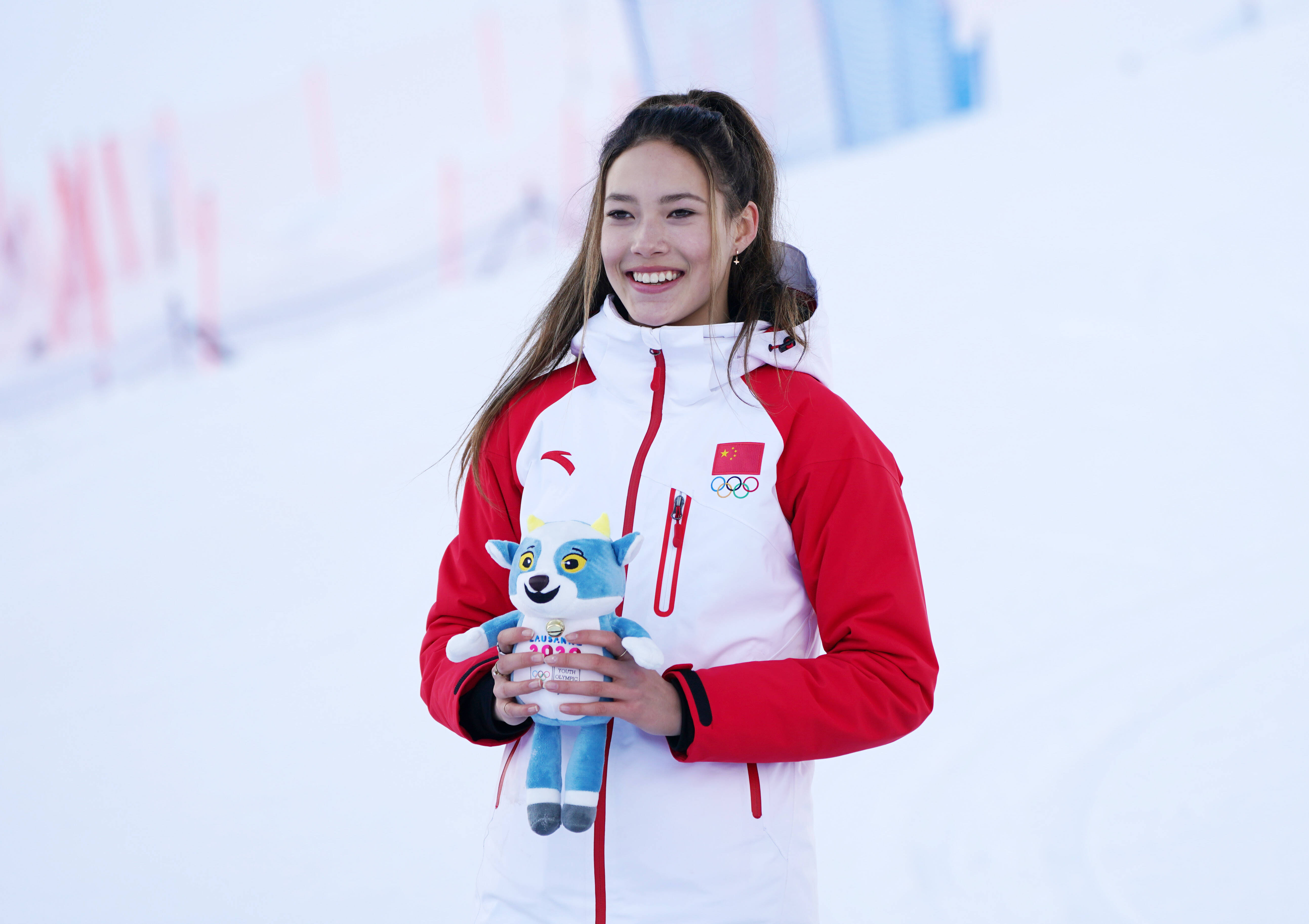 Meet Eileen Gu, the Olympian Who Chose China Over the US