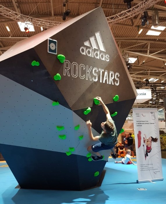 In the Focus Area Climbing Hub of OutDoor by ISPO, visitors can set and try out different routes. 