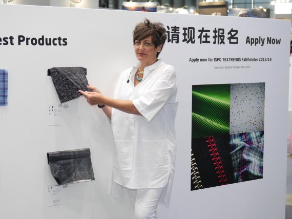 mb-Louisa-Smith-Textrends-Shanghai-2016 Die Expertin für Entwicklungen in der Textilbranche: Louisa Smith ist Trendscout und Mitglied der ISPO TEXTRENDS-Jury.