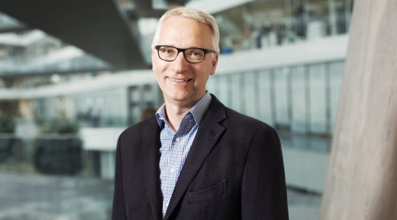 mb-adidas2 Adidas Sales Director Roland Auschel.