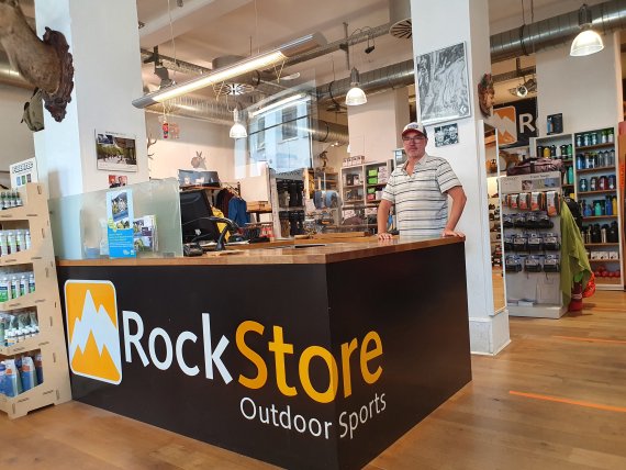 Karl Picard vom Rockstore Wuppertal: „Beim Lockdown haben wir allen Mitarbeitern versichert, dass wir sie halten werden, und das Kurzarbeitergeld auf 100 % aufgestockt.“ 