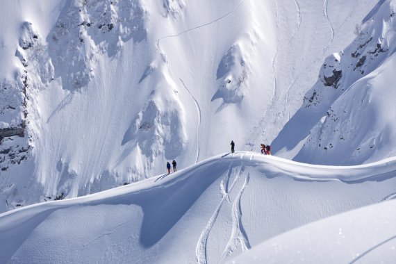 Abseits der markierten Pisten: Freeriden im Tiefschnee