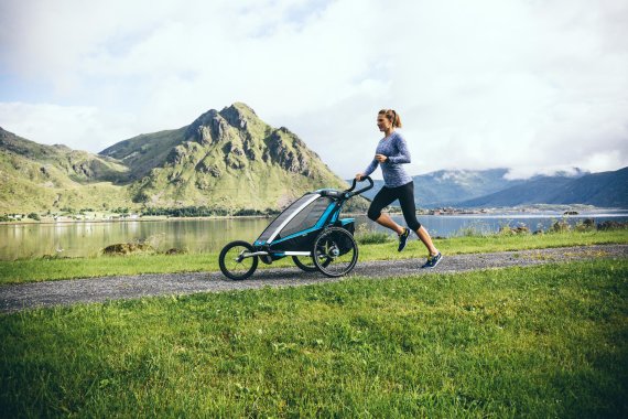 Laufen mit Kinderwagen: Ingalena Heuck mit dem Sportbuggy.