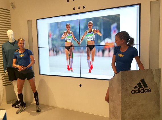 Anna (l.) und Lisa Hahner erklären, wie sie aus ihrer sportlichen Krise 2016 herausfanden.