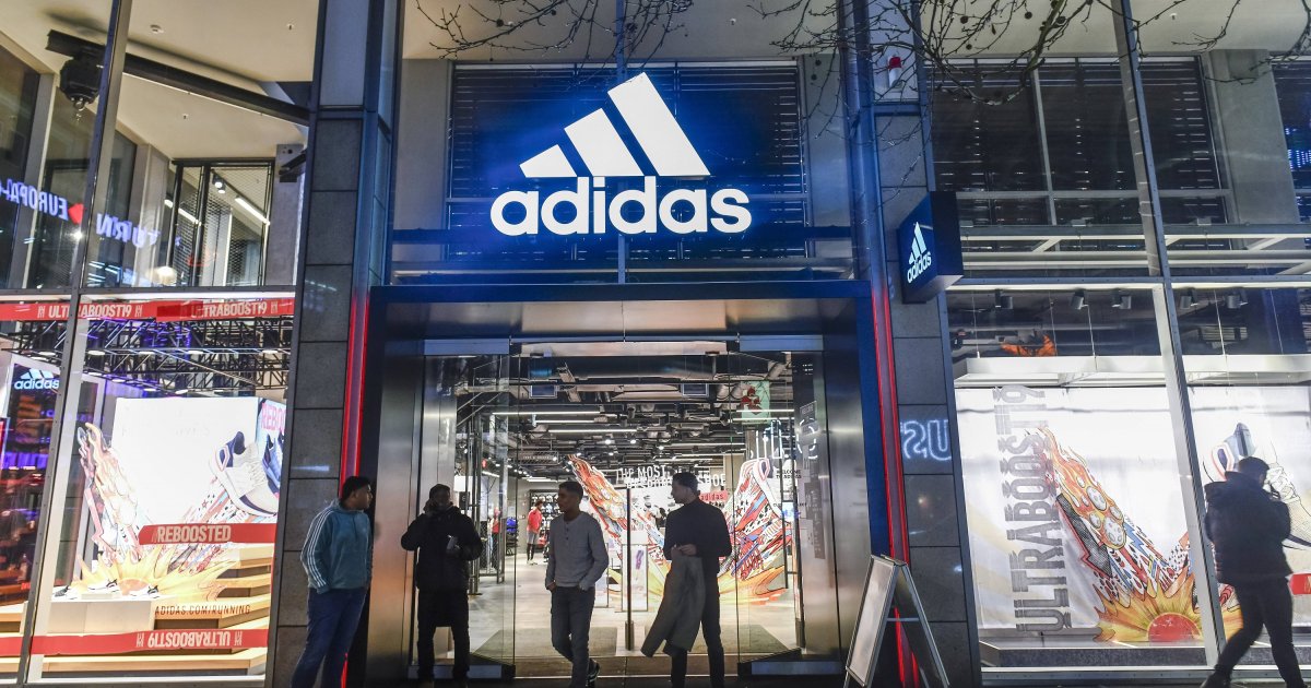 Adidas china sales 2018 música best sale