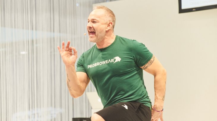 The Swiss fitness trainer Pierre Ammann gets the participants sweating in the Health & Fitness Forum.