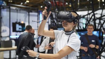 EN -Lene Gercke VR Glases at ISPO Digitize Area 2018