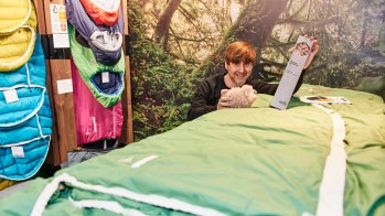 Credit: Messe München GmbH Product of the Year at the ISPO Award 2019 in the Outdoor segment was the Biopod DownWool Nature by Grüezi Bag. Founder Markus Wiesböck is delighted about this.