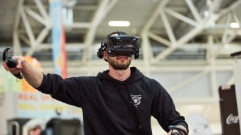 VR erleben im eSports Bereich der Halle C6 auf der ISPO Munich 2020 VR erleben im eSports Bereich der Halle C6 auf der ISPO Munich 2020