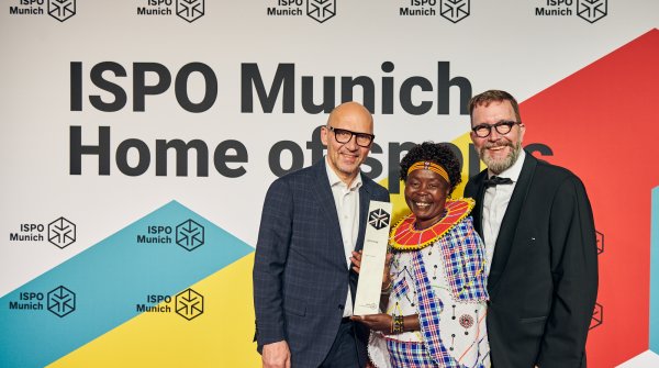 Tegla Loroupe received the ISPO Cup 2020