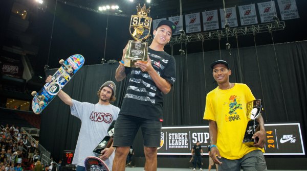 Nyjah Huston wins the final round of the SLS Super Crown
